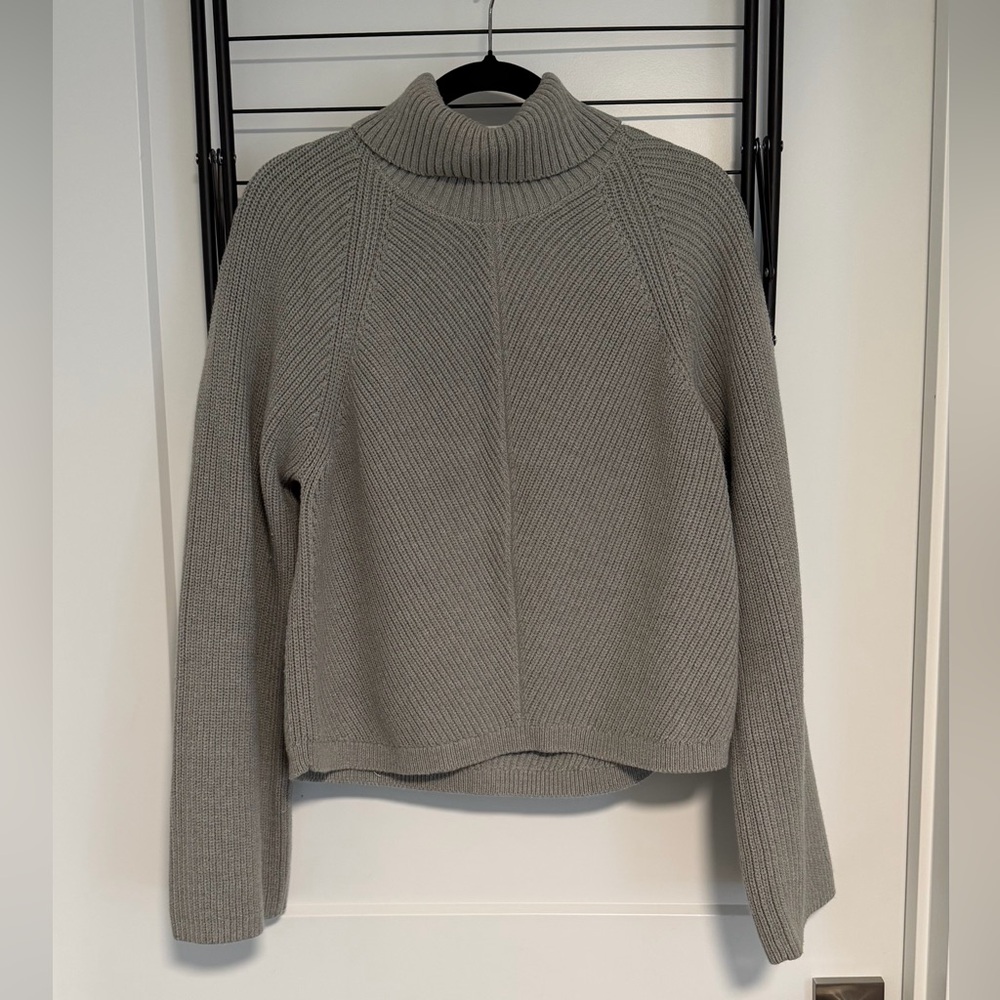 Maeve by Anthropologie Gray Ribbed Sweater